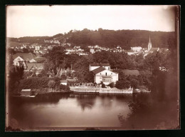 Fotografie Brück & Sohn Meissen, Ansicht Bad Kösen, Blick Auf Die Stadt Mit Cafe Am Ufer  - Places