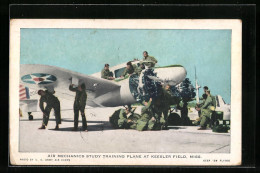 AK Air Mechanics Study Training Plane At Keesler Field, Miss.  - 1939-1945: 2nd War