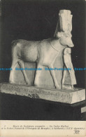 R651082 Musee De Sculpture Comparee. La Vache Hathor Et Le Pretre Psametik. Necr - Monde