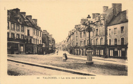CPA Valognes-La Rue De Poterie-49-RARE Visuel     L2953 - Valognes