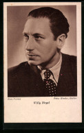 AK Schauspieler Willy Birgel Im Portrait Mit Anzug Und Krawatte  - Actors