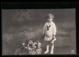 Foto-AK EAS Nr. 4415 /3: Junger Bube Im Matrosenanzug Mit Blumen  - Photographs