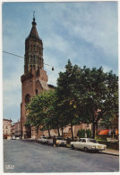 Montauban : OPEL REKORD-B, PEUGEOT 404, RENAULT DAUPHINE- - L'église - (France) - Voitures De Tourisme