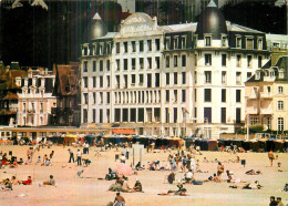 TROUVILLE . Sur La Plage - Trouville