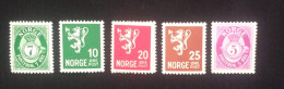 D)1938, NORWAY, BASIC SERIES, POSTAL HORN, NUMBER 7ore, LEÓN 10ore, 20ore, 25 Ore, NUMBER 5ore, MNH - Other & Unclassified