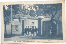 ALGERIE : ALGER , ENTREE DE LA CASERNE DU 5 ° REGIMENT DE CHASSEURS D AFRIQUE - Alger