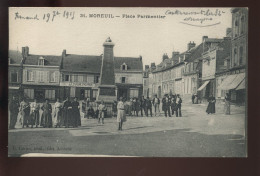 80 - MOREUIL - PLACE PARMENTIER - Moreuil