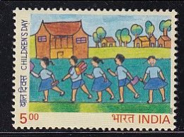 India MNH 2003, Childrens Day, Kinder, Education, School Uniform, Book, Art Painitng, (cond., Small Stains) - Nuovi