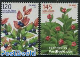 Iceland 2007 Wild Berries 2v, Mint NH, Nature - Fruit - Nuovi