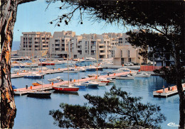 83-BORMES LES MIMOSAS-N°C-4345-D/0099 - Bormes-les-Mimosas