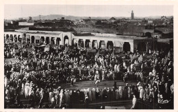 MAROC MARRAKECH UN JOUR DE MARCHE  - Marrakesh