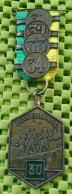 Medaile   :  Duinmars Scheveningen Den Haag -30+31+32+33+34 -  Original Foto  !!  Medallion  Dutch . - Andere & Zonder Classificatie
