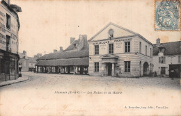 91  LIMOURS LES HALLES ET LA MAIRIE  - Sonstige & Ohne Zuordnung