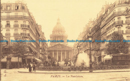 R653496 Paris. Le Pantheon. L. D. Postcard - World