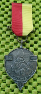Medaile   :  S.G. W.B. Sint Nicolaas Tocht. -  Original Foto  !!  Medallion  Dutch . - Andere & Zonder Classificatie