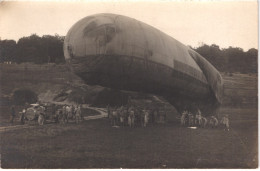 TH AVIATION DIRIGEABLE - Carte Photo à Situer - Ballon Parachute - Animée - Belle - Zeppeline