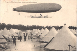 TH AVIATION DIRIGEABLE Militaire Au Dessus D'un Campement - Animée - Belle - Luchtschepen