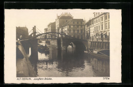 AK Berlin, An Der Jungfern-Brücke, Friedrichsgracht  - Mitte