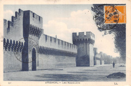 84 AVIGNON LES REMPARTS - Avignon (Palais & Pont)