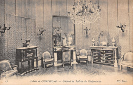 60 COMPIEGNE LE CHÂTEAU CABINET DE TOILETTE - Compiegne