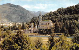 65 LOURDES LA BASILIQUE - Lourdes