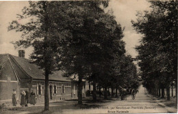 CPA 80 Somme - FOREST MONTIERS - Route Nationale - Sonstige & Ohne Zuordnung