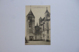 LOCHES    -  37   - Le Château Royal  -  La Tour Agnès Sorel   - Indre Et Loire - Loches