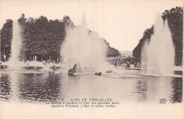 78-VERSAILLES LE PARC LE BASSIN D APOLLON-N°5194-F/0341 - Versailles (Château)