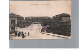 CPA  - TOULOUSE 31 - La Caserne Pérignon Animé Le Café Perignon 1918 - Toulouse