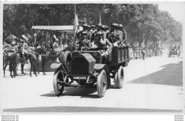 CARTE PHOTO ARMEE ITALIENNE 1928  DIXIEME ANNIVERSAIRE DE LA LIBERATION WW1  CAMION FIAT - Oorlog 1914-18