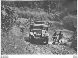 FIAT 618CM  EN ETHIOPIE PASSAGE D'UN GUE ARMEE ITALIENNE PHOTO ORIGINALE  11 X 8 CM - Guerre, Militaire