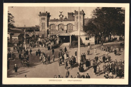 AK Saarbrücken, Belebter Platz Vor Dem Hauptbahnhof  - Saarbrücken