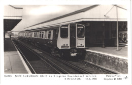 TH TRAIN - New Suburban Unit On KINGSTON - Belle - Trains