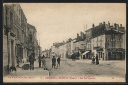 CPA Charmes-sur-Moselle, Rue Des Capucins, Vue De La Rue  - Charmes