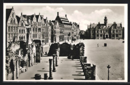 AK Ypern, Der Gerichtshof Und Die Ruinen Der Historischen Markt-Halle  - Andere & Zonder Classificatie