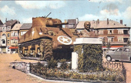 BASTOGNE -  Le Tank Et Le Buste Du General Mac Auliffe - Bastenaken