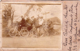 Carte Photo - Cyclisme -  Groupe De Cyclistes En Balade Sur Leur Velo En 1904  - Sonstige & Ohne Zuordnung