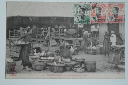 Cpa 1921 Cochinchine Coin De Marché De Village - Timbres Indochine En Façade - MAY02 - Viêt-Nam