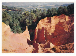 CPSM 10.5 X 15 Vaucluse ROUSSILLON Les Falaises D'ocre De La Chaussée Des Géants - Andere & Zonder Classificatie