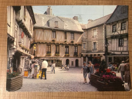 VANNES La Place Henri IV - Vannes