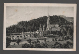 CPA - 65 - Lourdes - La Basilique Et Le Calvaire - Circulée - Lourdes