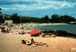 CPM - La RÉUNION - SAINT-GILLES-les-BAINS - La Plage Des Roches Noires - Edition Hachette - Other & Unclassified