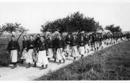 Photographie Vintage Photo Snapshot Militaire Uniforme Armée Afrique - Guerre, Militaire