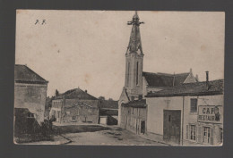 CPA - 51 - Pontfaverger-Moronvilliers - Centre Du Village Et église - Feldpostkarte - 1917 - Autres & Non Classés