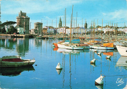 17 LA ROCHELLE LE VIEUX PORT - La Rochelle