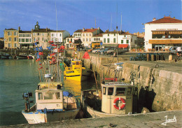 17 LA FLOTTE EN RE LE PORT - Ile De Ré