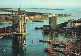 17 LA ROCHELLE LE VIEUX PORT - La Rochelle