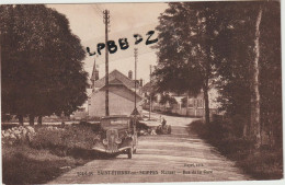 CPA - 51 - SAINT ETIENNE Sur SUIPPES - Rue De La Gare - Vieille Automobile - 1938 - Autres & Non Classés