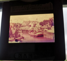 Neuharlingersiel Dia Slide Vissersboot Neu.237 & Neu.238 Barques De Pèche Nedersaksen Deutschland - Dias