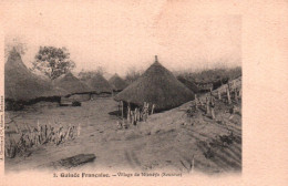 CPA - GUINÉE Française - Village De Nienéya (Sousous) - Edition A.Chevrier Cie - Guinea Francese